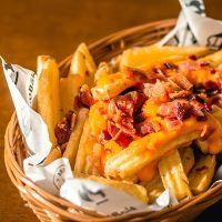 imagem Batatão com Bacon e Cheddar